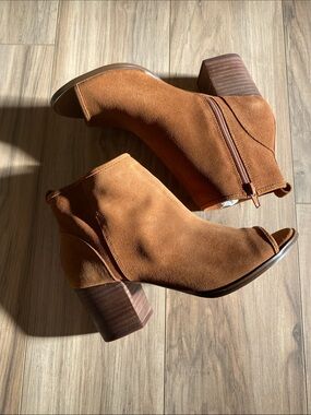*NEW Aldo Tan Suede Open-Toe Ankle Booties